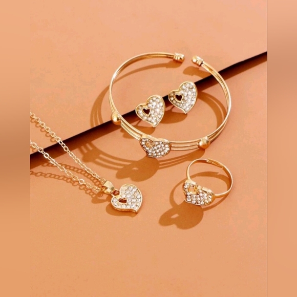 Rhinestone Heart Set - Picture 4 of 4